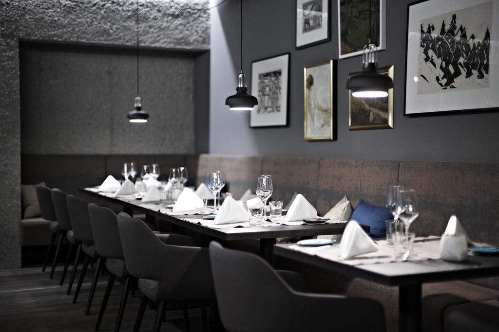 באד הל Badhaus - Hotel/Restaurant/Cafe מראה חיצוני תמונה